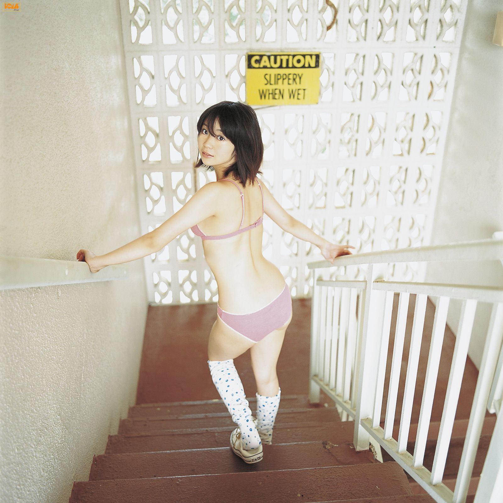 秋山奈  Nana Akiyama Bomb.tv 08年光盘套图